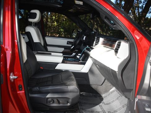 Used 2023 Toyota Tundra Capstone image 23