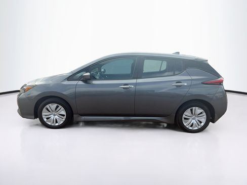 Used 2025 Nissan Leaf S FWD image 4