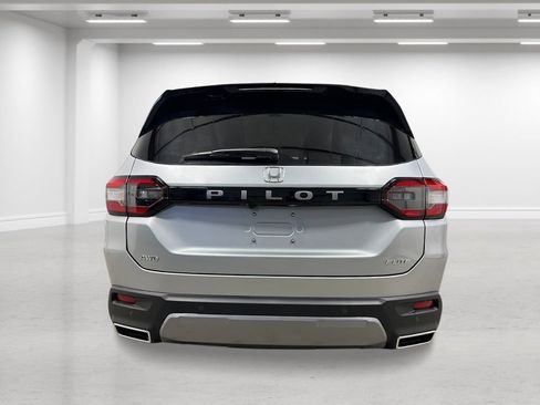 New 2026 Honda Pilot Elite image 4