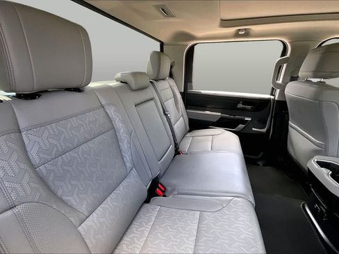 Used 2024 Toyota Tundra Limited AWD/4WD image 20