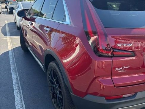 Used 2020 Cadillac XT4 Premium Luxury w/ Driver Assist Package FWD image 4