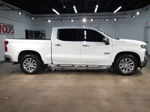 Used 2019 Chevrolet Silverado 1500 LTZ w/ LTZ Texas Edition image 8