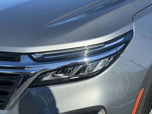 Used 2023 Chevrolet Equinox LT image 11