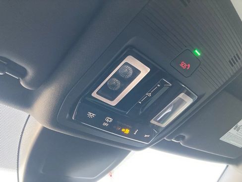 Used 2022 Volkswagen GTI SE image 25