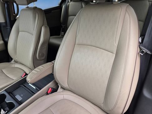 Used 2024 Honda Odyssey Elite image 16