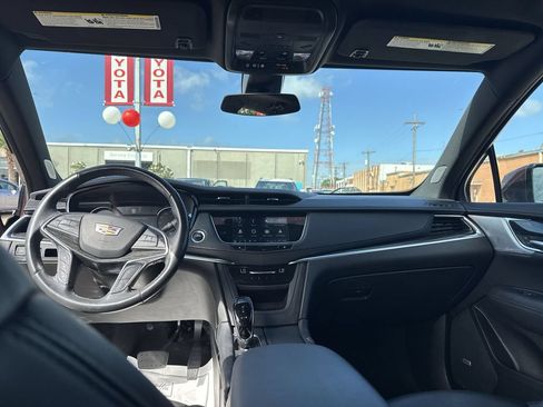 Used 2023 Cadillac XT5 Premium Luxury FWD image 30