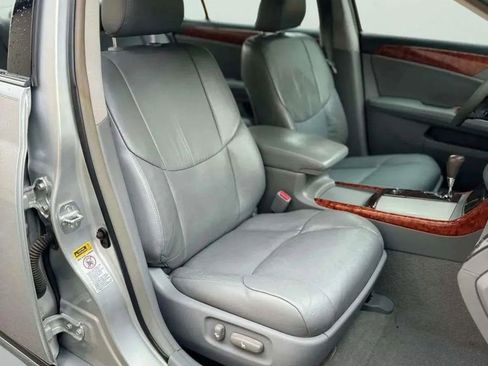 Used 2007 Toyota Avalon XLS image 14