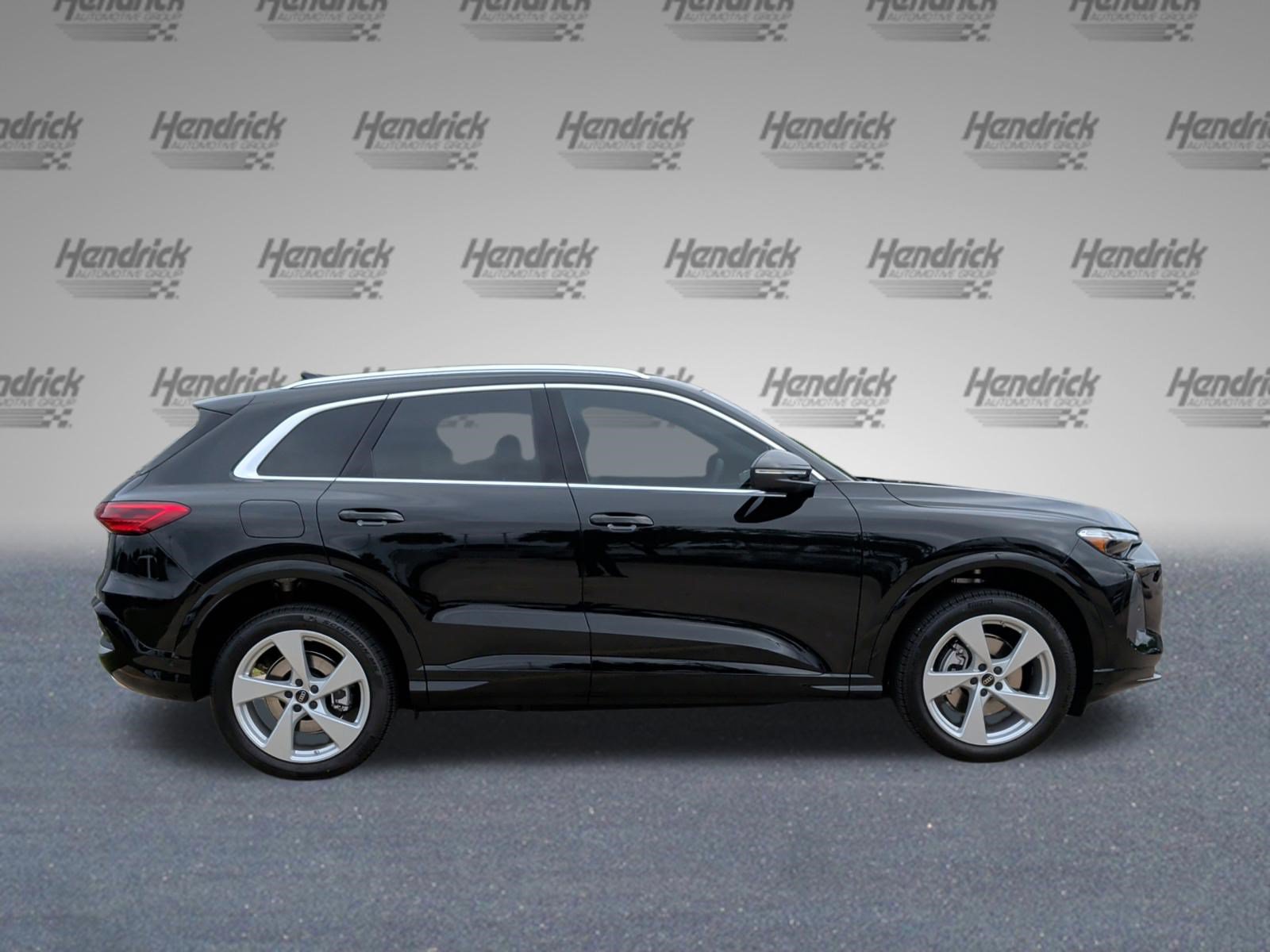 Used 2026 Audi Q5 Premium w/ Premium Plus AWD/4WD image 11