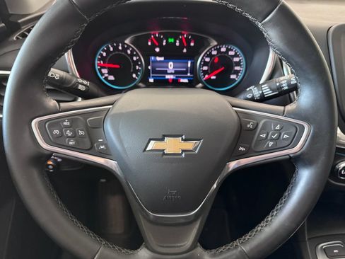 Certified 2023 Chevrolet Equinox LT AWD/4WD image 13