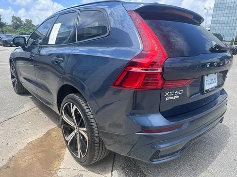 Certified 2023 Volvo XC60 B5 Ultimate w/ Climate Package FWD image 5