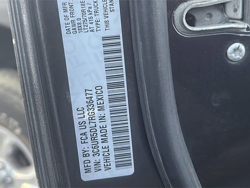 Used 2024 RAM 2500 Big Horn image 10