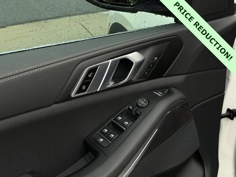Used 2022 BMW X5 xDrive40i w/ Climate Comfort Package image 19