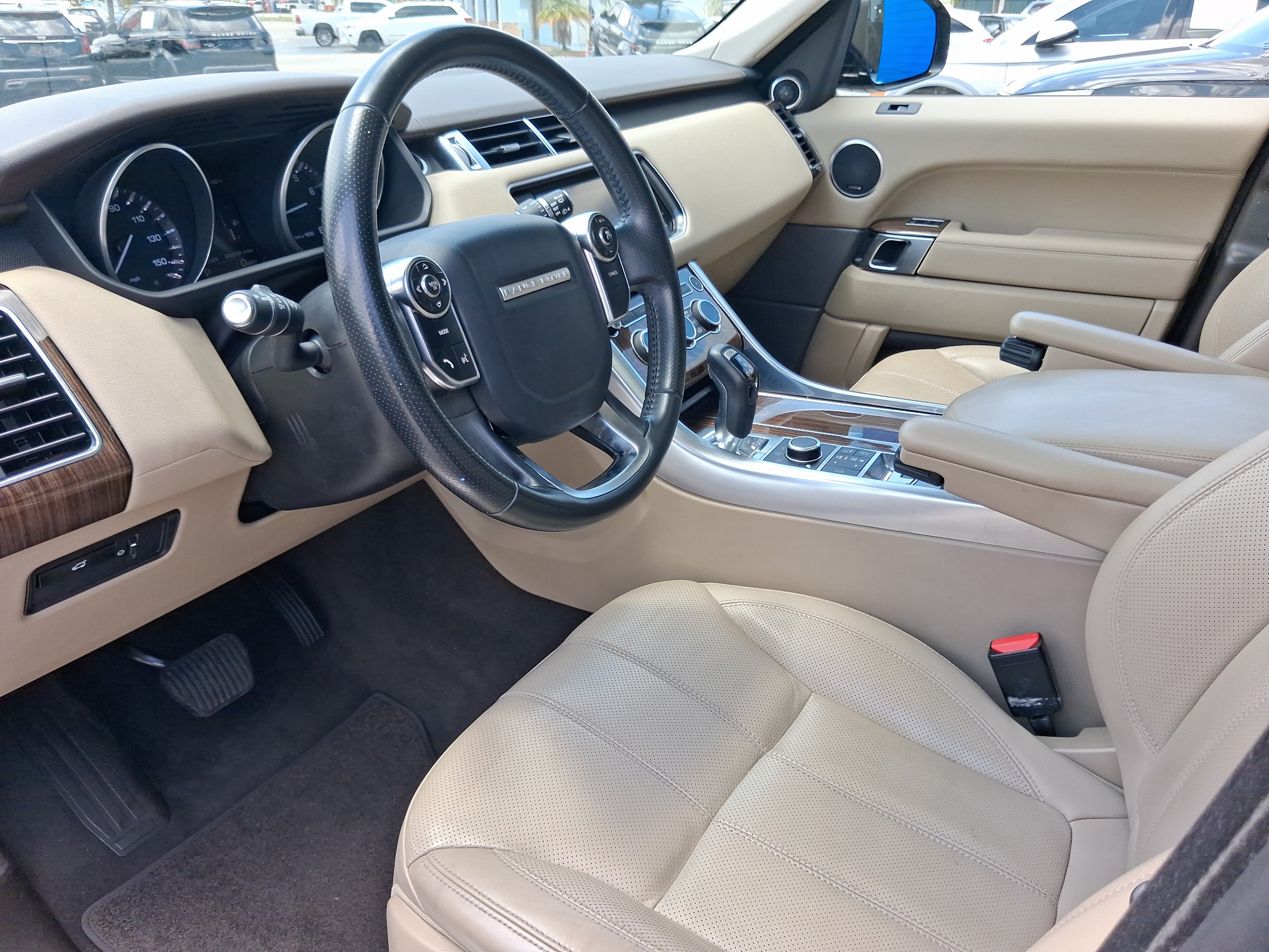 Used 2014 Land Rover Range Rover Sport HSE AWD/4WD image 9