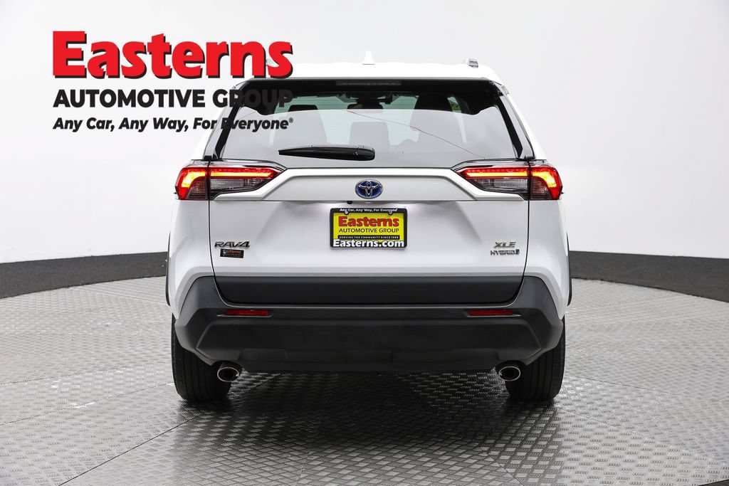 Used 2024 Toyota RAV4 XLE w/ Convenience Package AWD/4WD image 8
