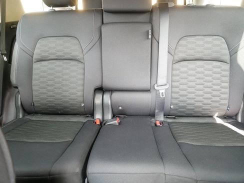 Certified 2024 Nissan Pathfinder SV AWD/4WD image 13