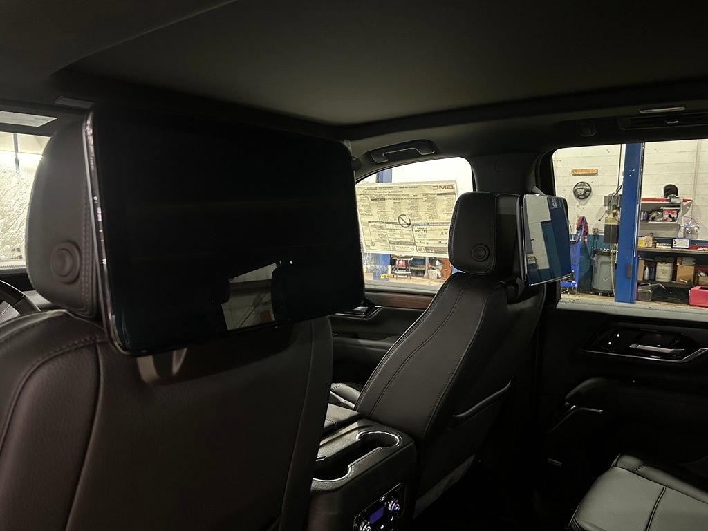 New 2026 GMC Yukon Denali w/ Advanced Technology Package AWD/4WD image 40