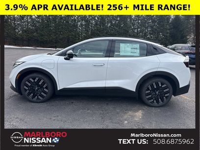 New 2026 Nissan Leaf Platinum+ w/ Floor Mat Package (Platinum+)