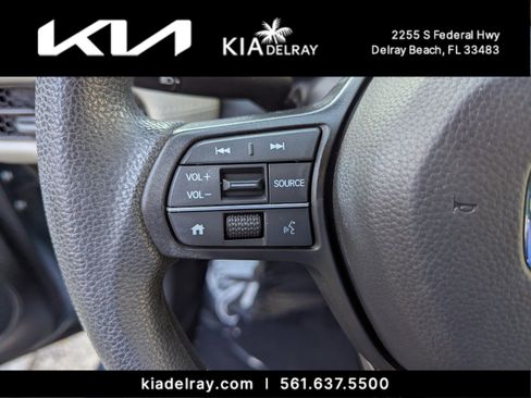 Used 2023 Honda HR-V LX image 19