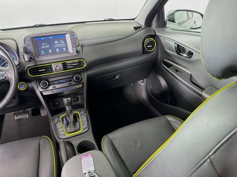 Used 2019 Hyundai Kona Limited w/ Cargo Package AWD/4WD image 24