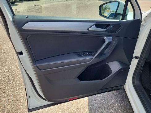 Used 2022 Volkswagen Tiguan S image 20