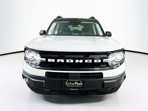 Used 2024 Ford Bronco Sport Outer Banks w/ Tech Package image 2