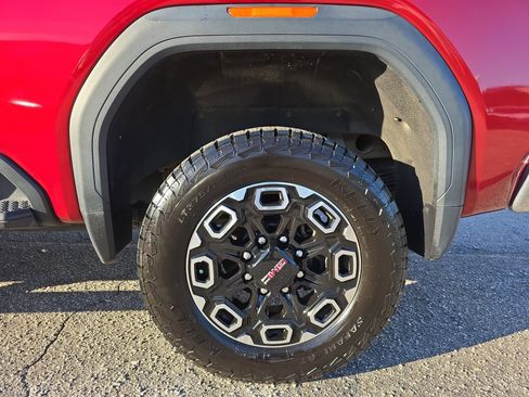 Used 2022 GMC Sierra 2500 SLT w/ X31 Off-Road Package image 35