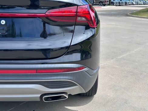 Used 2023 Hyundai Santa Fe SEL image 11