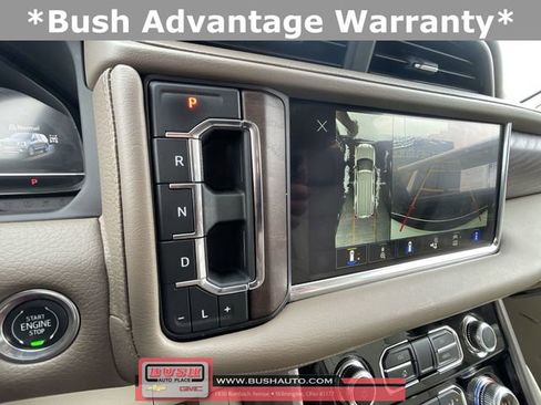 Used 2022 GMC Yukon XL Denali image 16