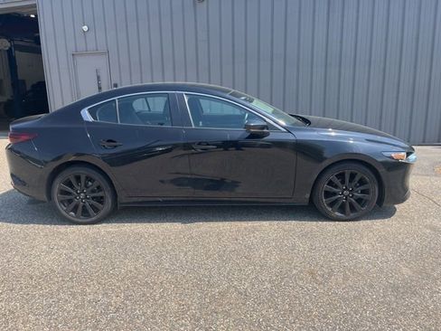 Used 2024 MAZDA MAZDA3 s FWD image 6