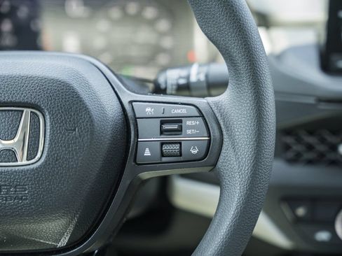 Used 2024 Honda Accord EX image 25