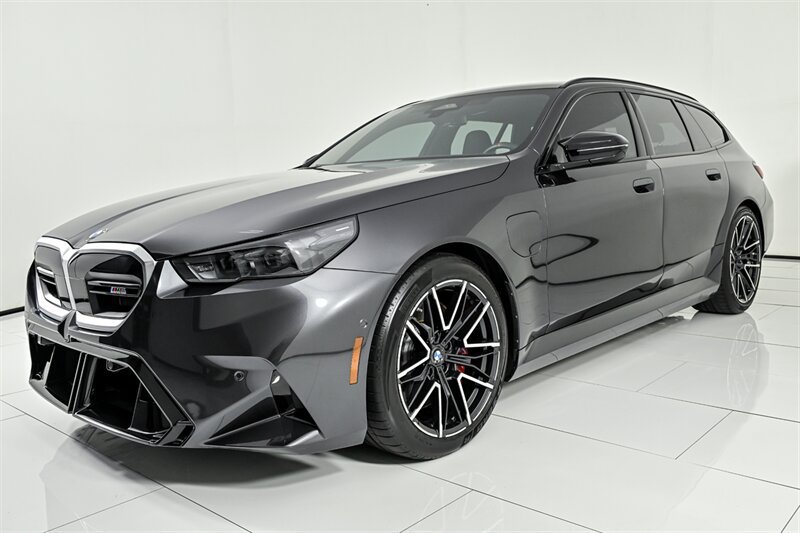 Used 2025 BMW M5 Touring AWD/4WD image 6