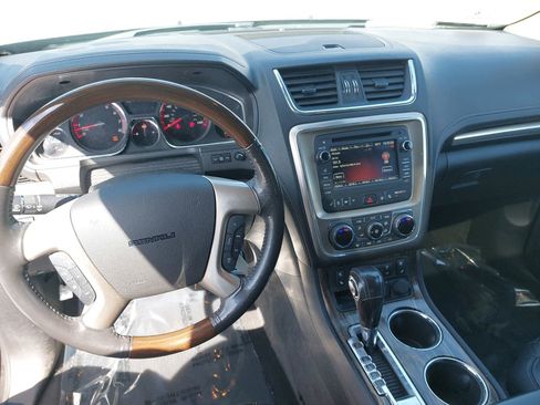 Used 2015 GMC Acadia Denali image 18