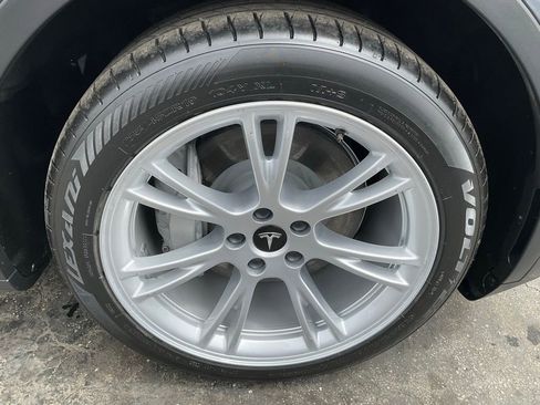 Used 2023 Tesla Model Y 2WD image 80