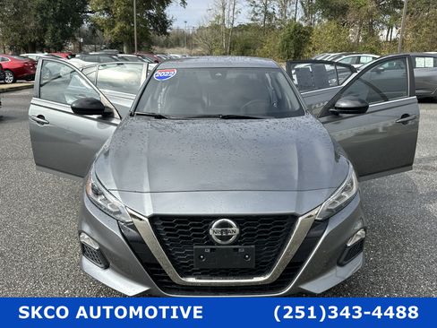 Used 2022 Nissan Altima 2.5 SR image 34