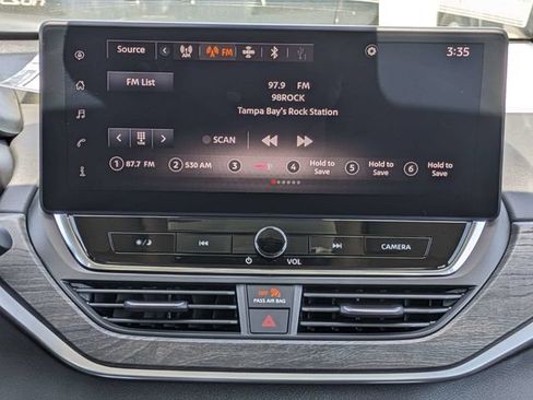 New 2026 Nissan Altima 2.5 SV w/ SV Premium Package FWD image 18