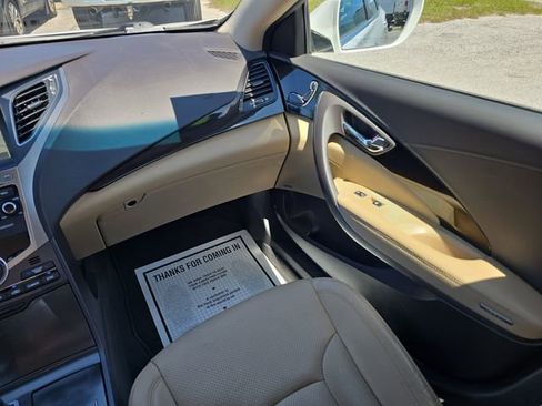 Used 2017 Hyundai Azera image 12