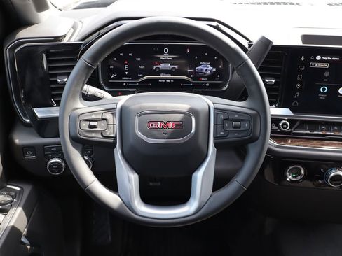 Used 2023 GMC Sierra 1500 Elevation image 18