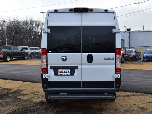 New 2025 RAM ProMaster 2500 w/ Convenience Group image 30