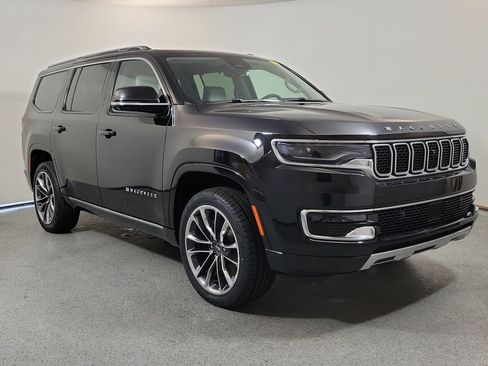 Used 2024 Jeep Wagoneer Series III w/ Premium Group I AWD/4WD image 1