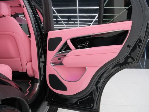 Used 2023 Land Rover Range Rover SE image 37