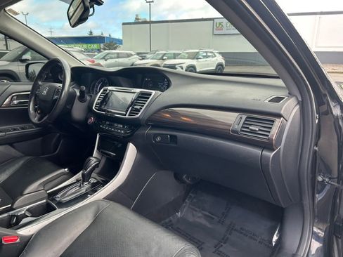 Used 2017 Honda Accord EX-L image 26