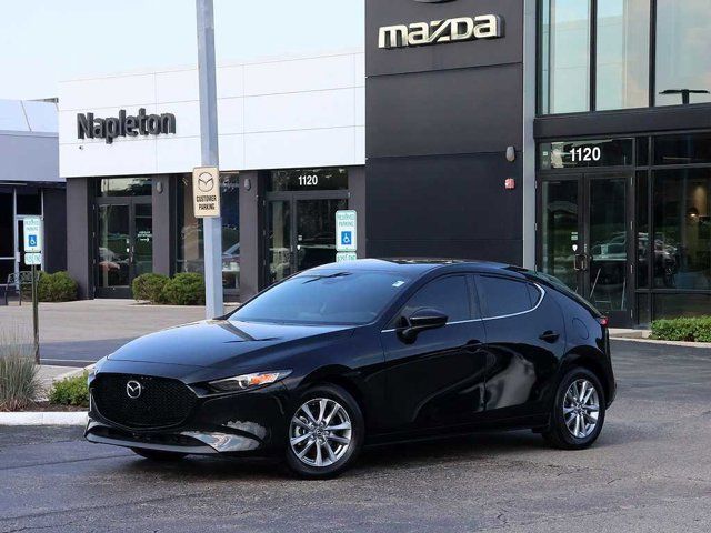 Used 2023 MAZDA MAZDA3 s FWD image 1