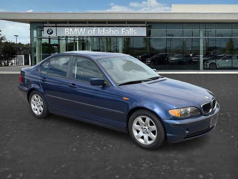 Used 2004 BMW 325i Sedan RWD image 15
