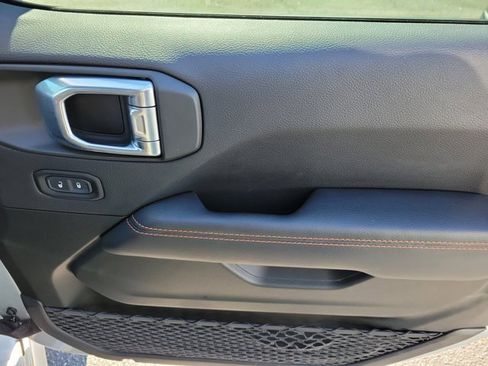 Used 2023 Jeep Gladiator Mojave w/ LED Lighting Group image 8