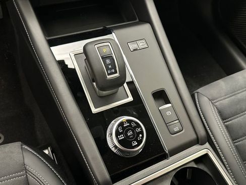 New 2026 Nissan Rogue SL image 14