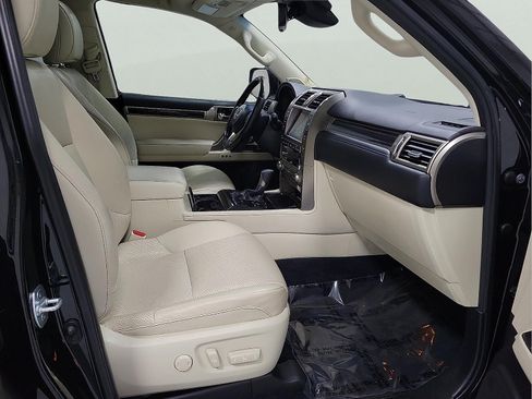 Used 2021 Lexus GX 460 Luxury w/ Sport Design Package AWD/4WD image 15