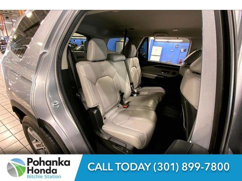 Used 2025 Honda Pilot EX-L image 20