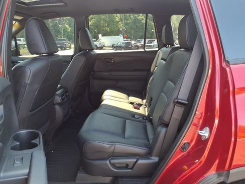 Used 2025 Honda Passport EX-L image 29