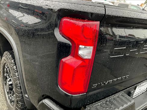 Used 2022 Chevrolet Silverado 2500 LTZ w/ LTZ Plus Package image 29