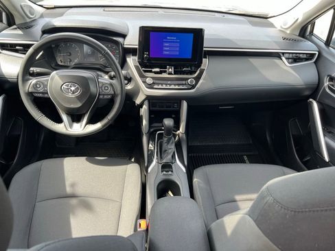 Certified 2024 Toyota Corolla Cross LE w/ Moonroof Package AWD/4WD image 19
